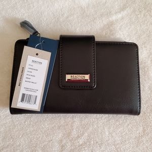 Kenneth Cole Reaction women's wallet